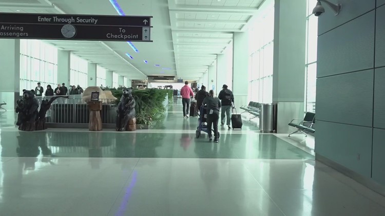 McGhee Tyson Airport sees high volume of travelers for spring break