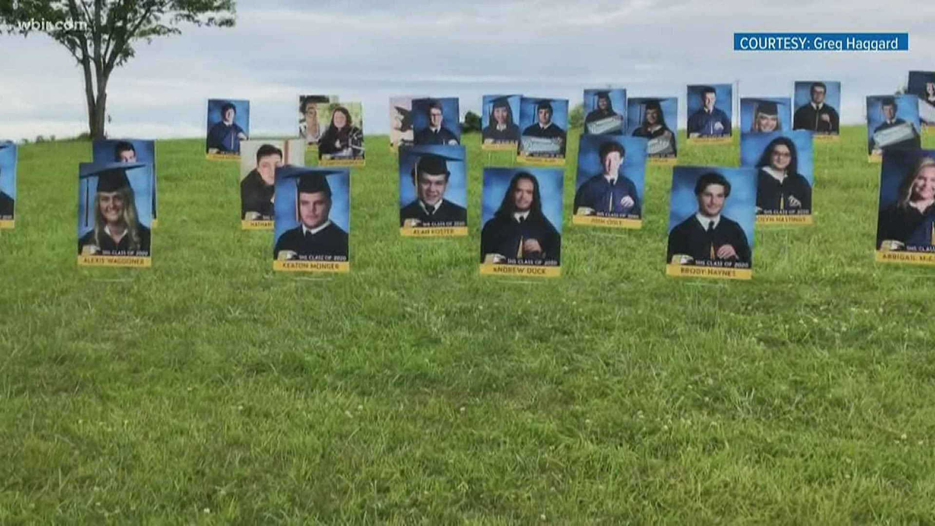 Parents in Seymour said more than 200 signs meant to honor high school seniors were stolen overnight.