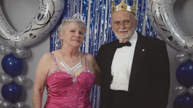East Tennessee seniors struggle with fixed income as they prepare for prom night