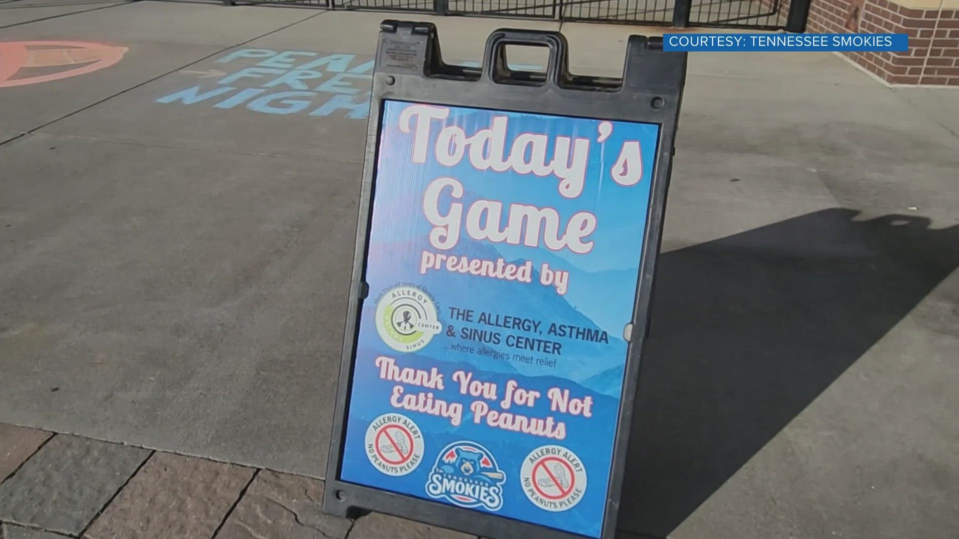 Baseball's Stadium Workers Are Getting Peanuts From the