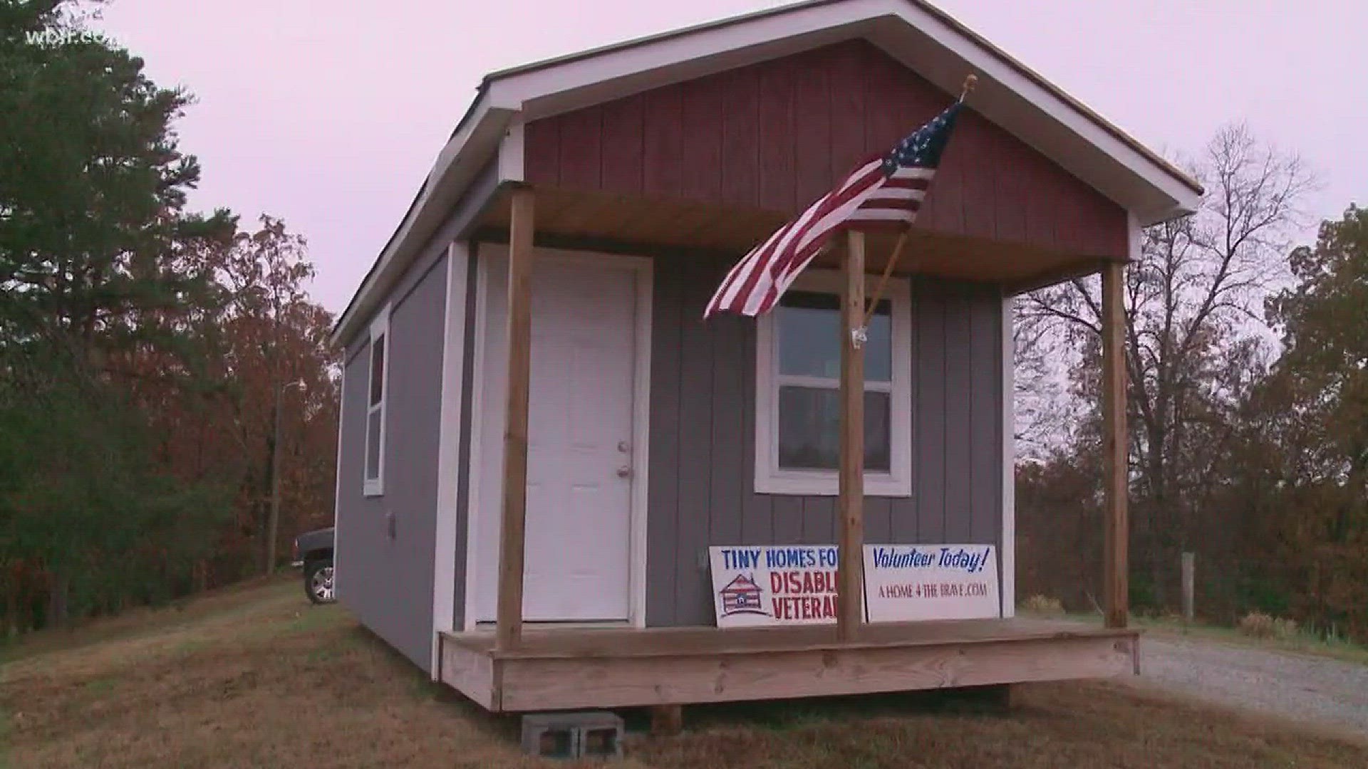 A man from Greenback is building tiny houses to give to veterans.
November 15, 2017 -4pm