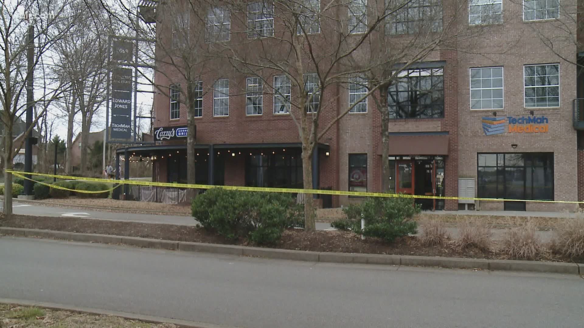 2 shot, 1 killed by former employee at West Knoxville restaurant