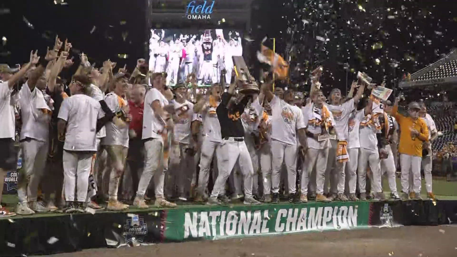 Tennessee wins National Championship, topples Texas A&M in Game 3 of College World Series Finals, 6-5