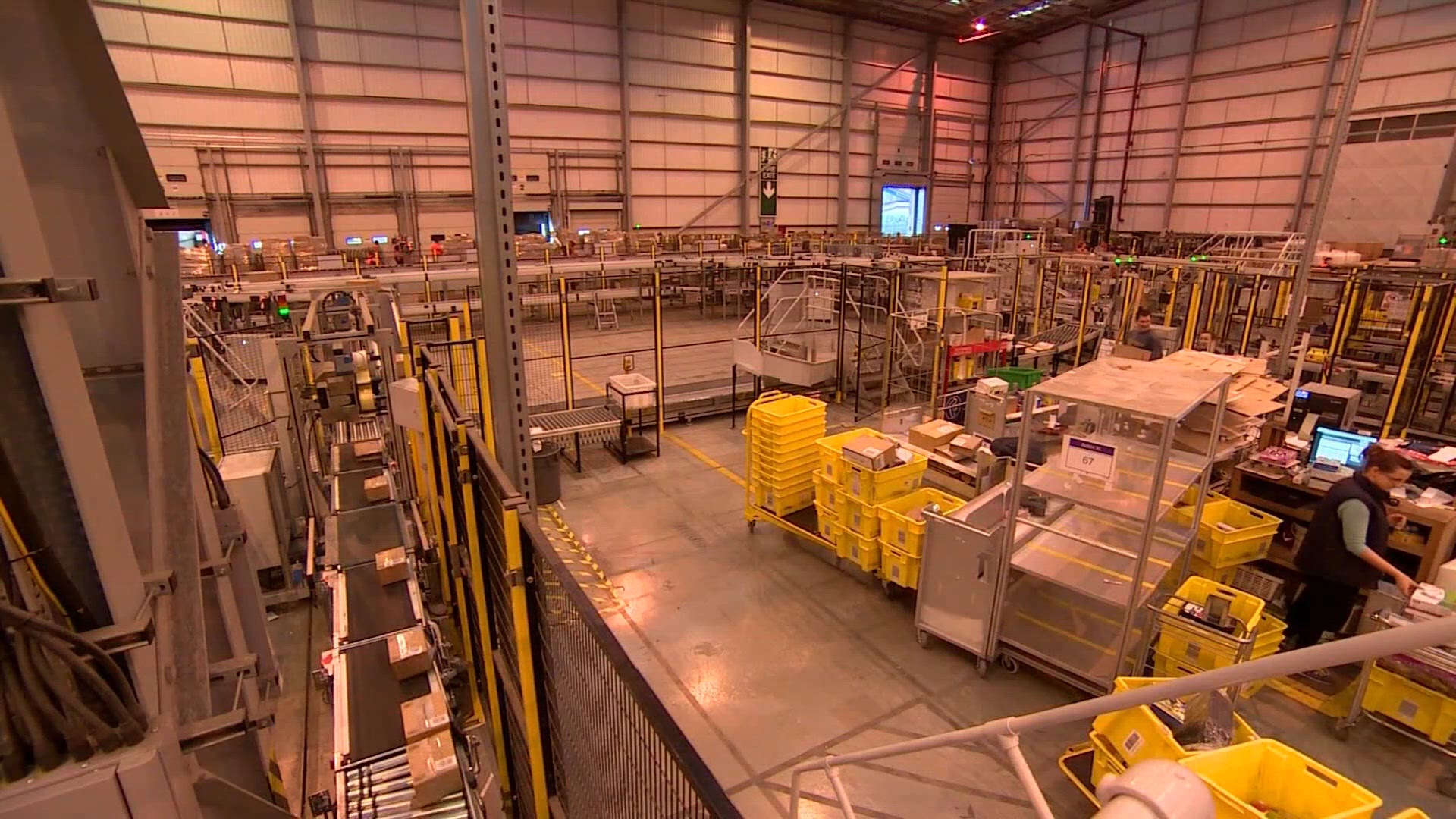 Amazon's $1.5B Wage Hike & Whole Foods Integration | FBA Fulfillment Cost Pressures Ahead