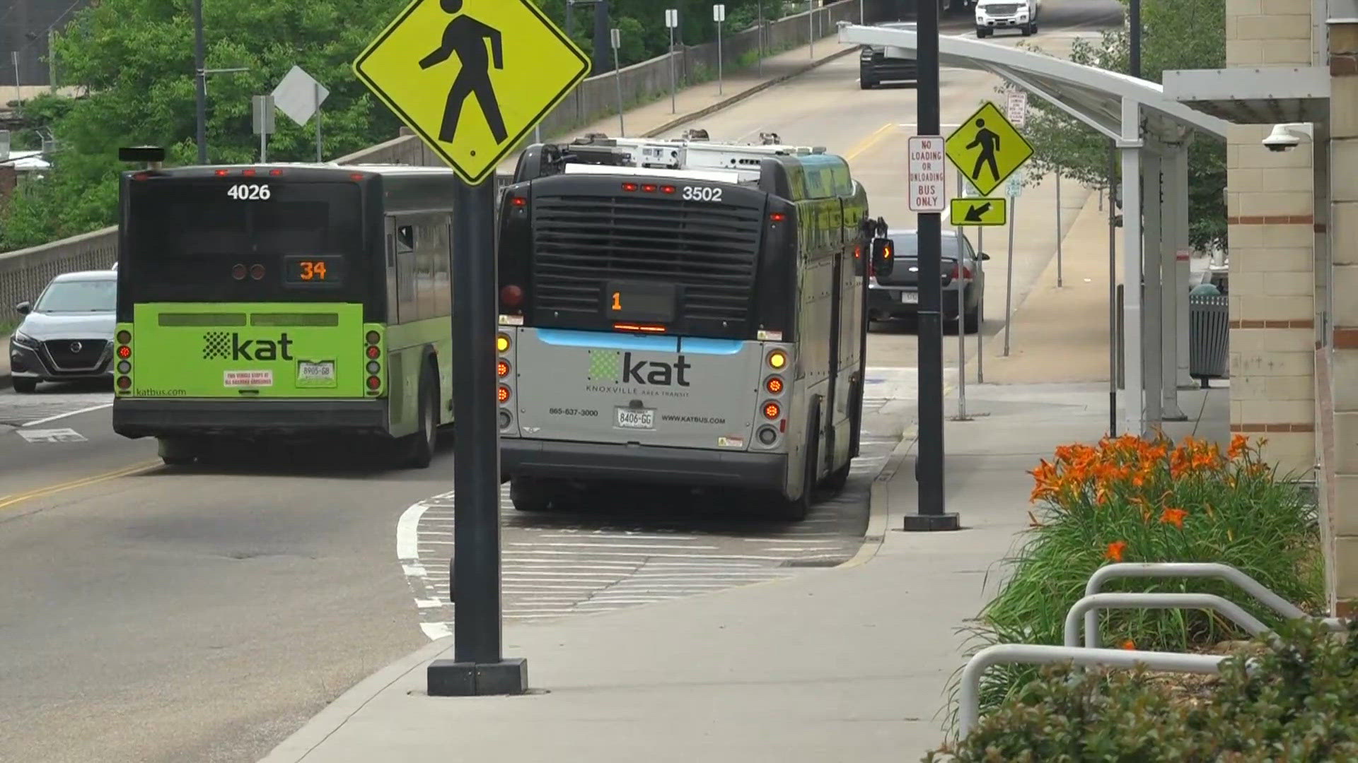 Knoxville area transit launches permanent free downtown connector