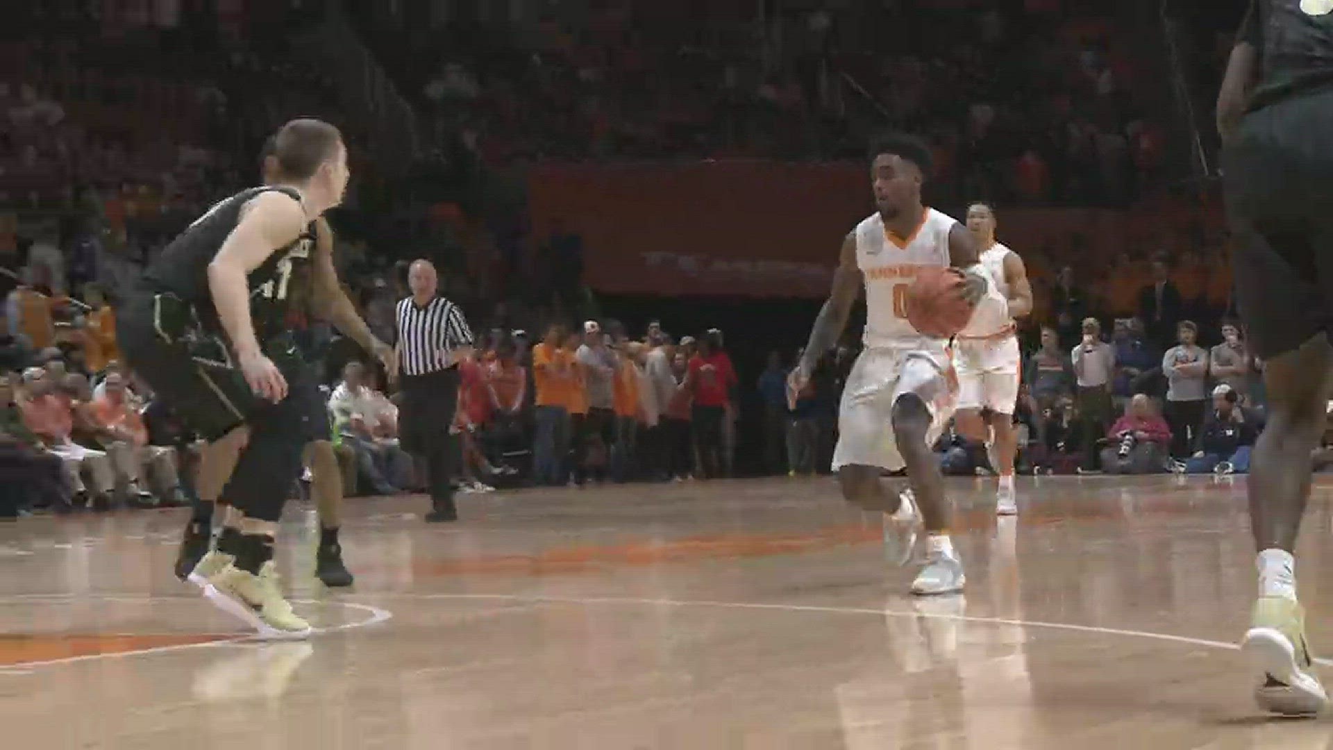 Tennessee jumped out to a 17-point halftime lead then weathered several Vandy runs in the second half to sweep the series for the first time in five years. Knoxville native Jordan Bowden led the Vols with 19 points, shooting 5-for-7 from beyond the arc.