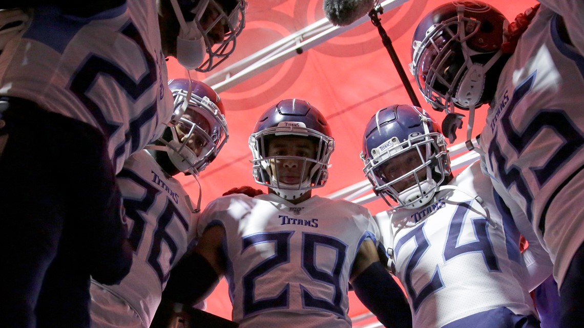 Detailed view of Tennessee Titans (left) and Kansas City Chiefs helmets.  Photo via Credit: Newscom/Alamy Live News Stock Photo - Alamy