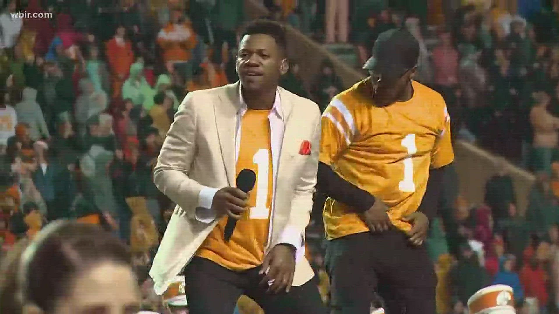 Chris Blue performed with Pride of the Southland during the halftime show.