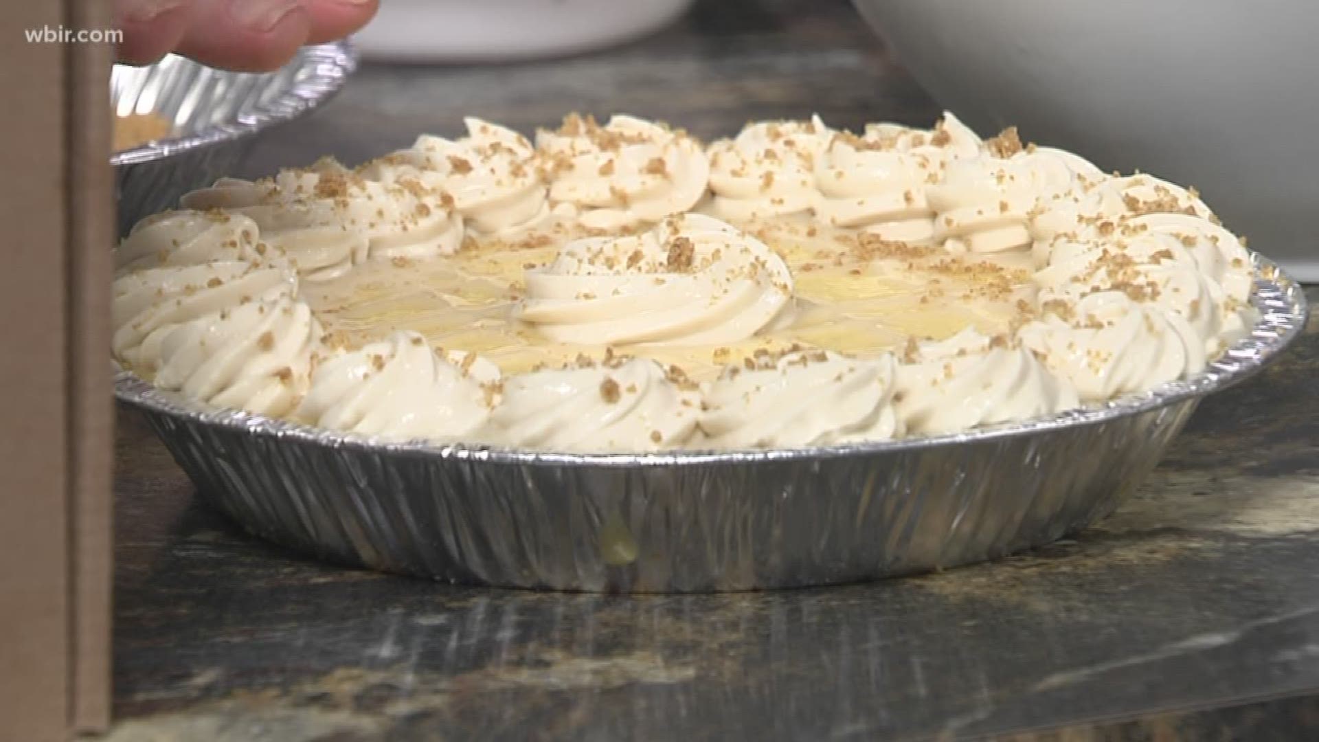 Buttermilk Sky Pie shows us how to make a key lime pie