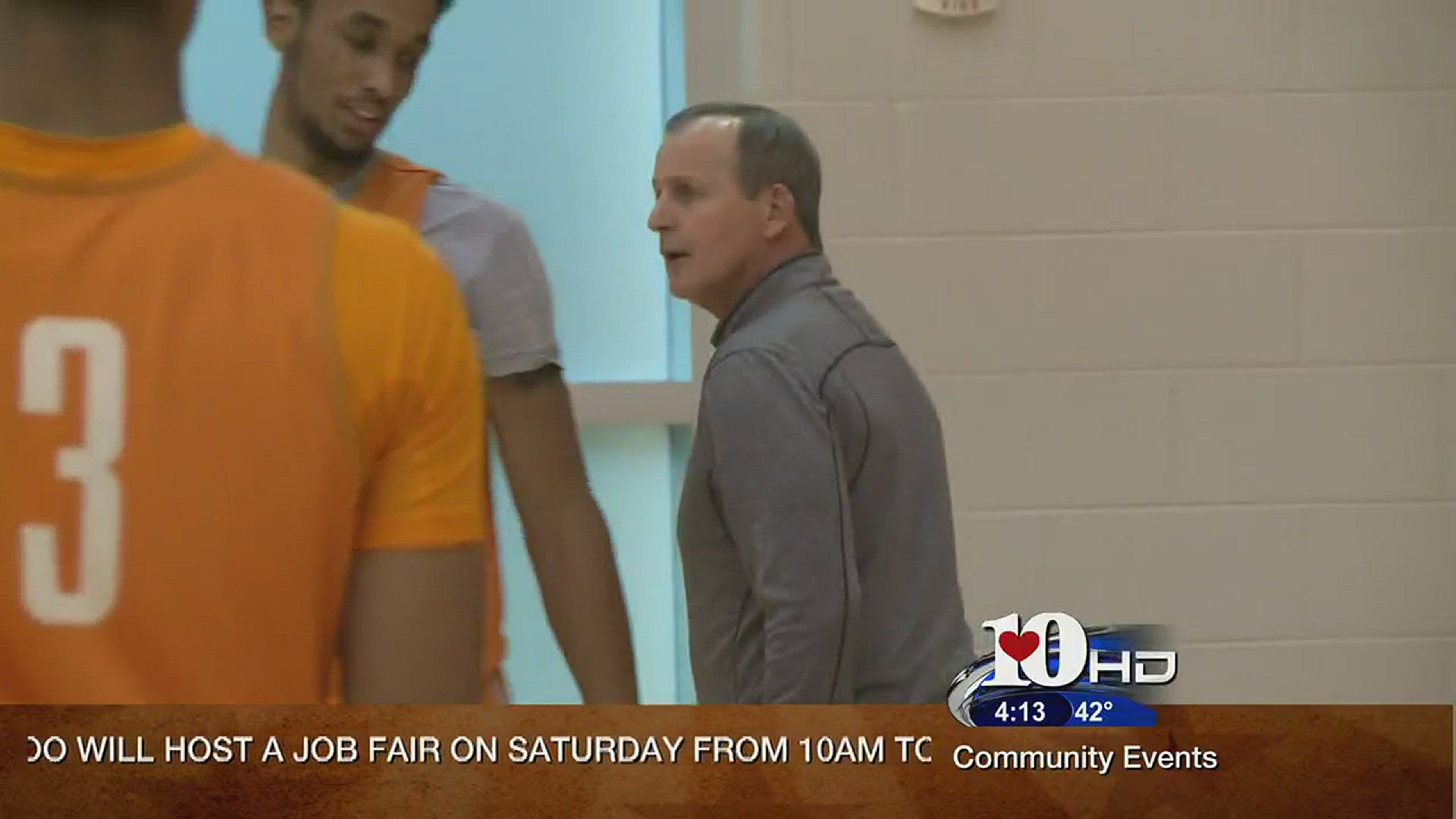 February 5, 2016Live at Five at 4UT Head Basketball Coach Rick Barnes is Infiniti Coaches Charity Challenge to benefit the Emerald Youth FoundationFor more on online voting visit  www.espn.com/infiniti.