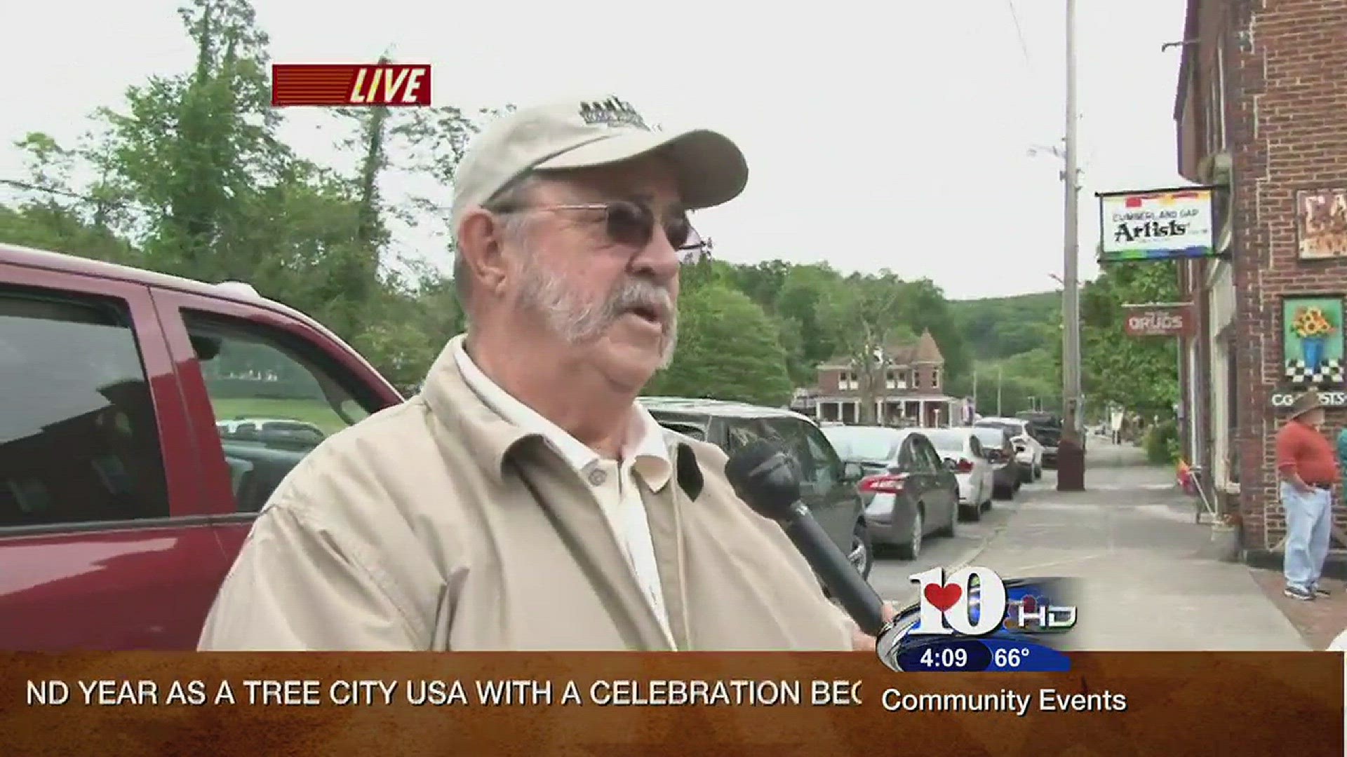 May 16, 2016Live at Five at 4Cumberland Gap Mayor Bill McGaffee discusses the town and what make it so special!