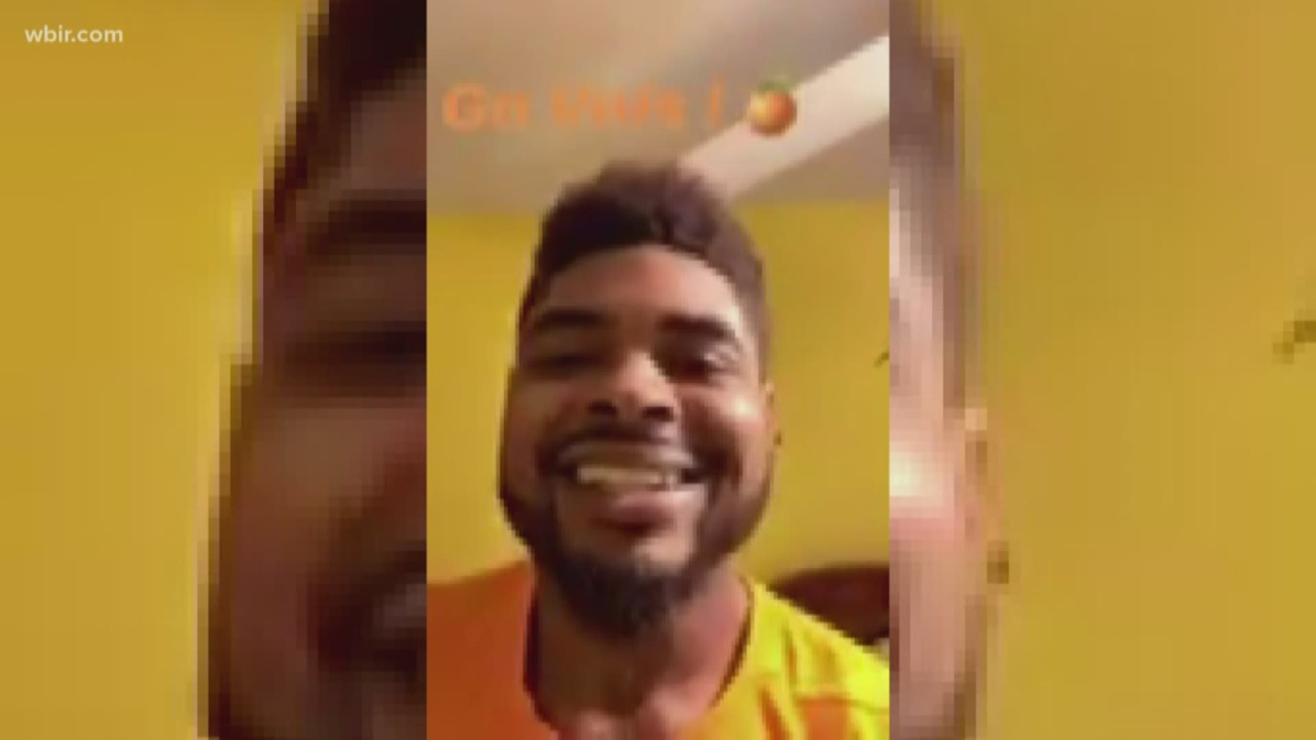 Tennessee fans come together virtually to sing Rocky Top!
