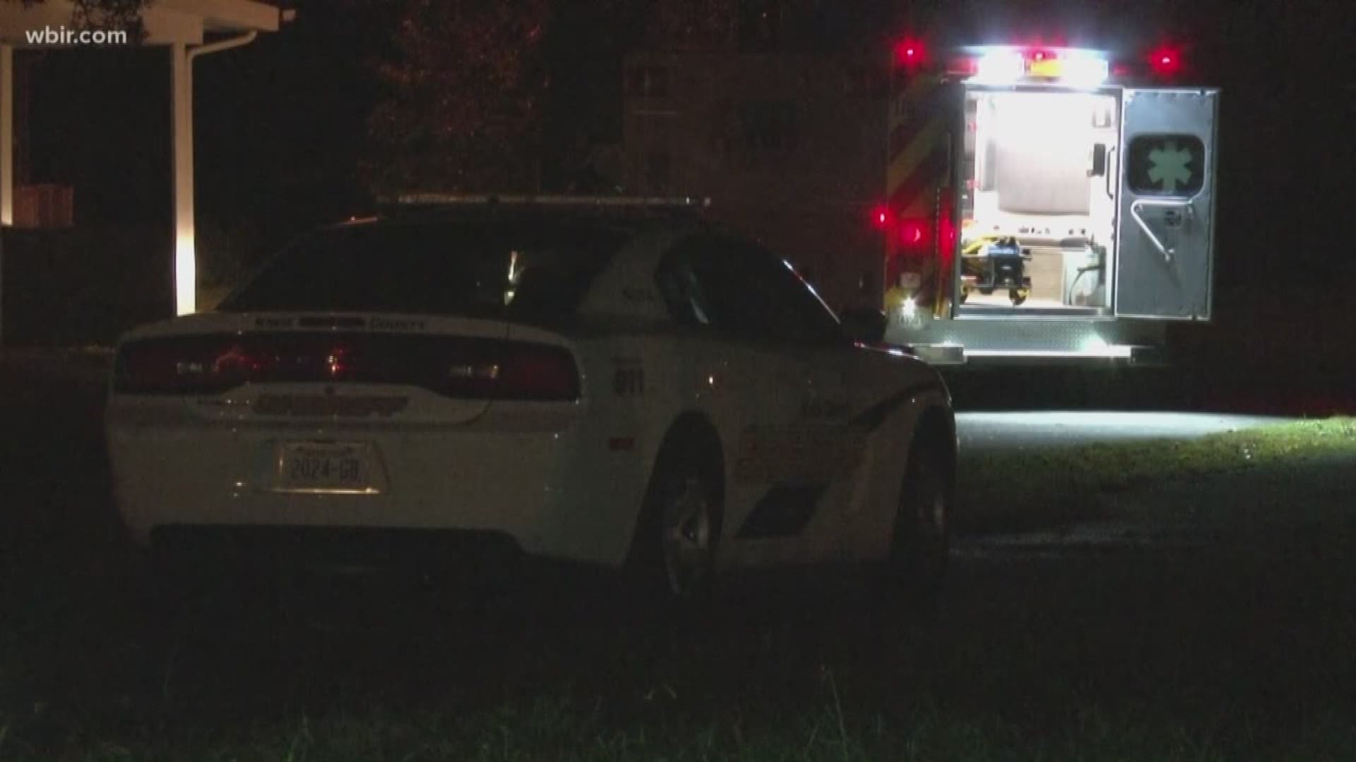 The Knox County Sheriff's Department says deputies are investigating an apparent murder-suicide in Farragut tonight.