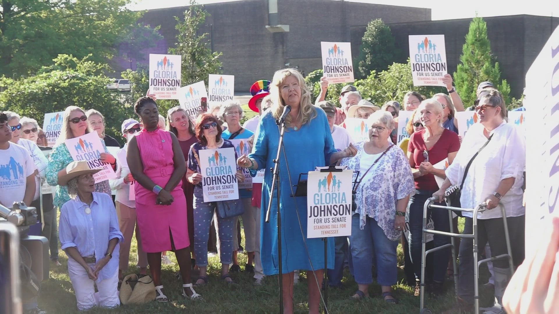 In ruby-red Tennessee, Johnson will face an uphill battle if she advances to face Blackburn. The state hasn’t elected a Democrat to a statewide office since 2006.