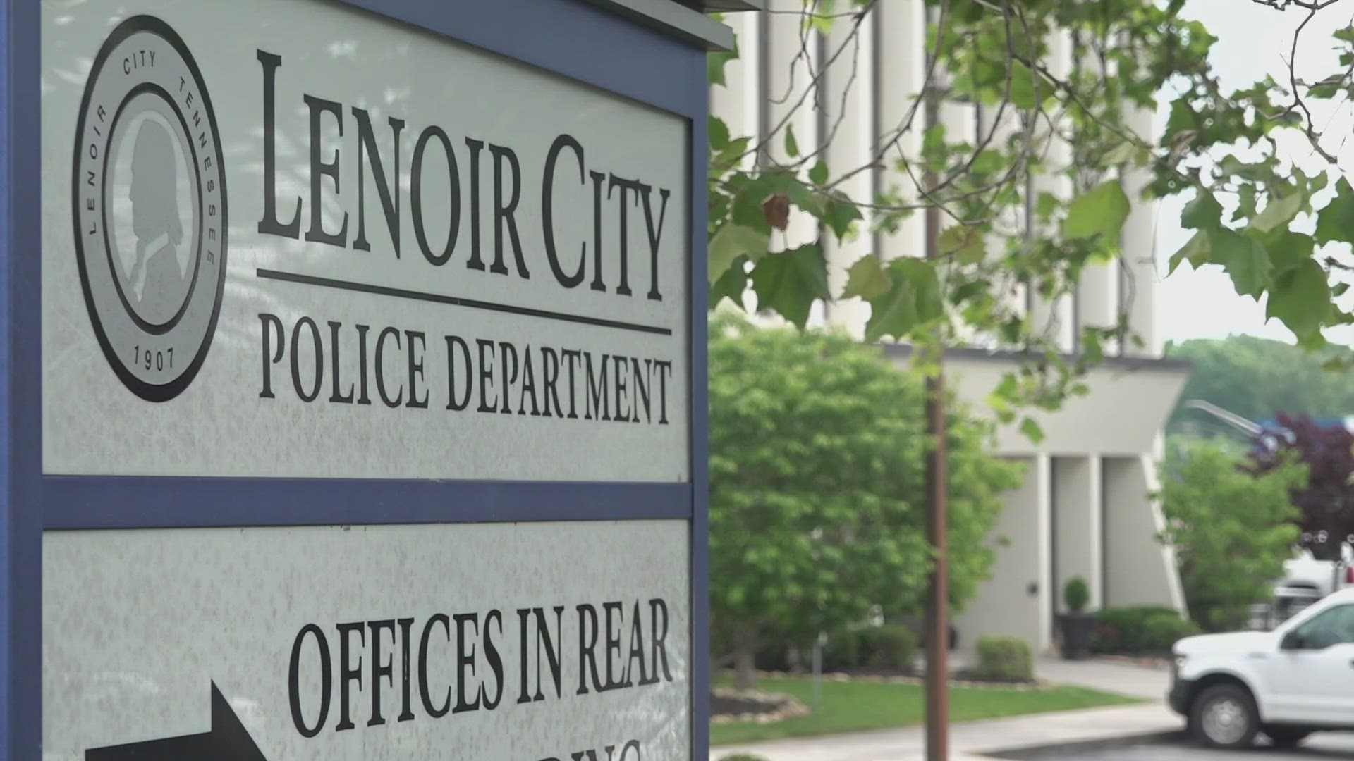 Mayor Man dead after accidental shooting at Lenoir City High School