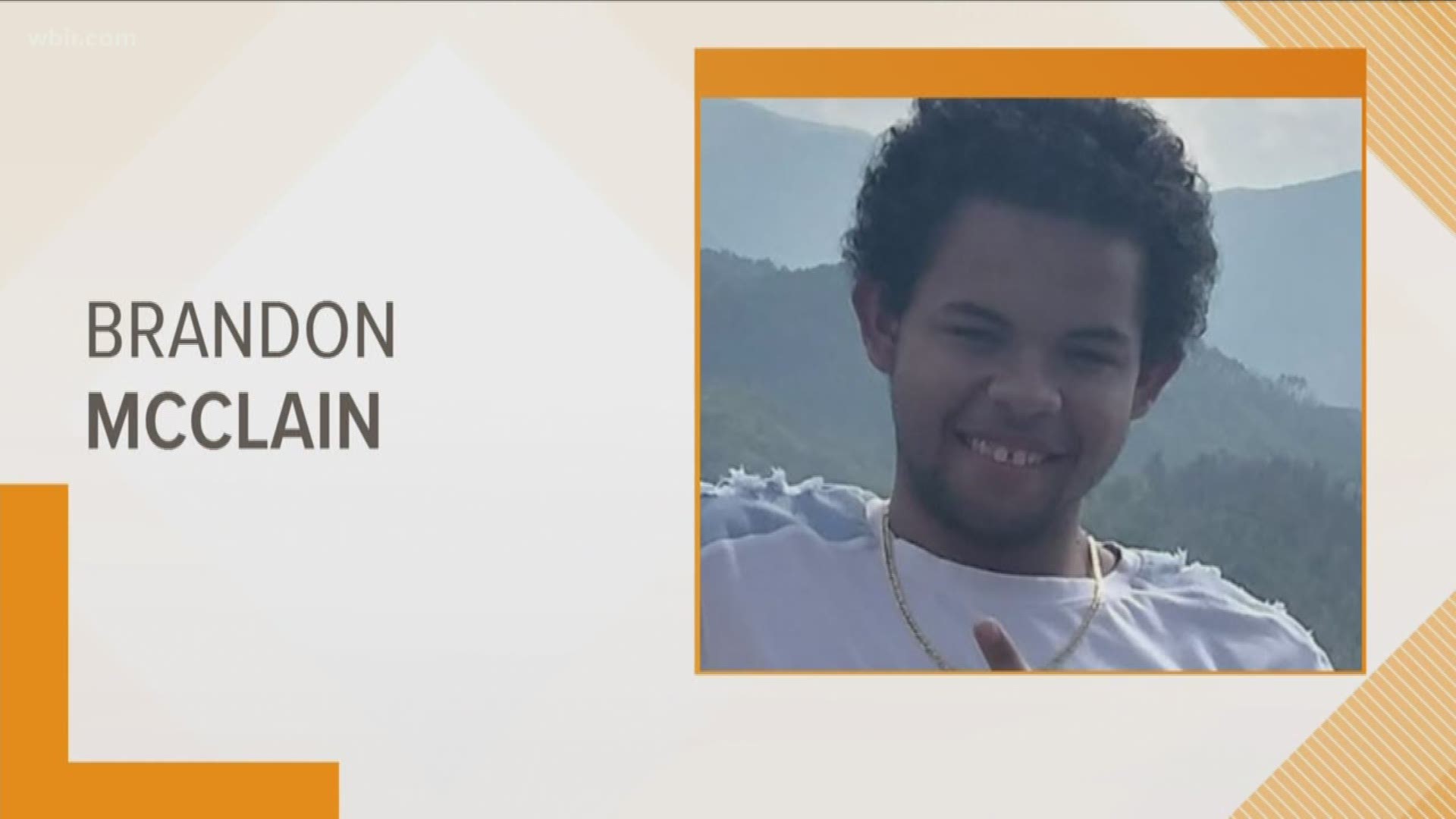 Knoxville Police Asking For Help Finding Missing 17 Year Old Wbir