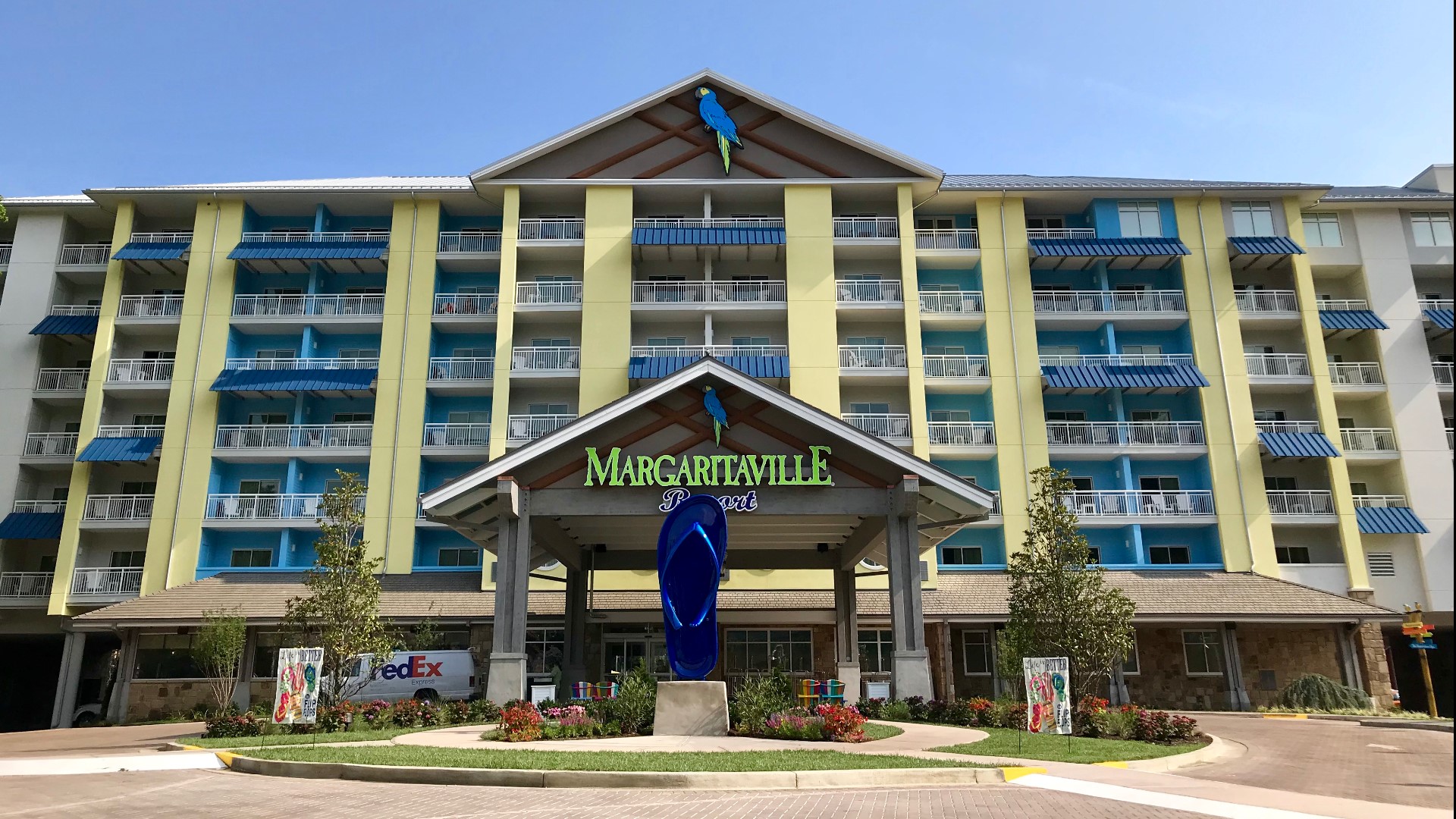 Gatlinburg's Margaritaville Resort named best new hotel in the country