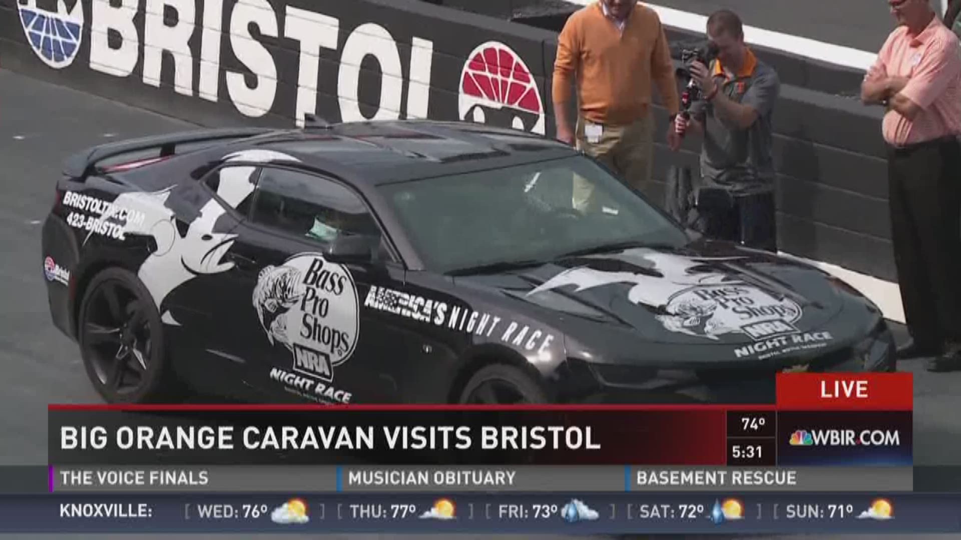 Rick Barnes jumped in the pace car at Bristol for a few laps before the Big Orange Caravan.