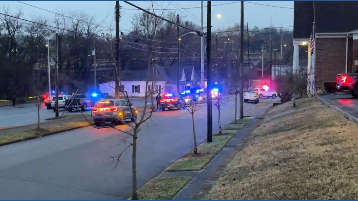 KPD: Officers investigating shooting, crash near W. Oldham Avenue, 2 hospitalized