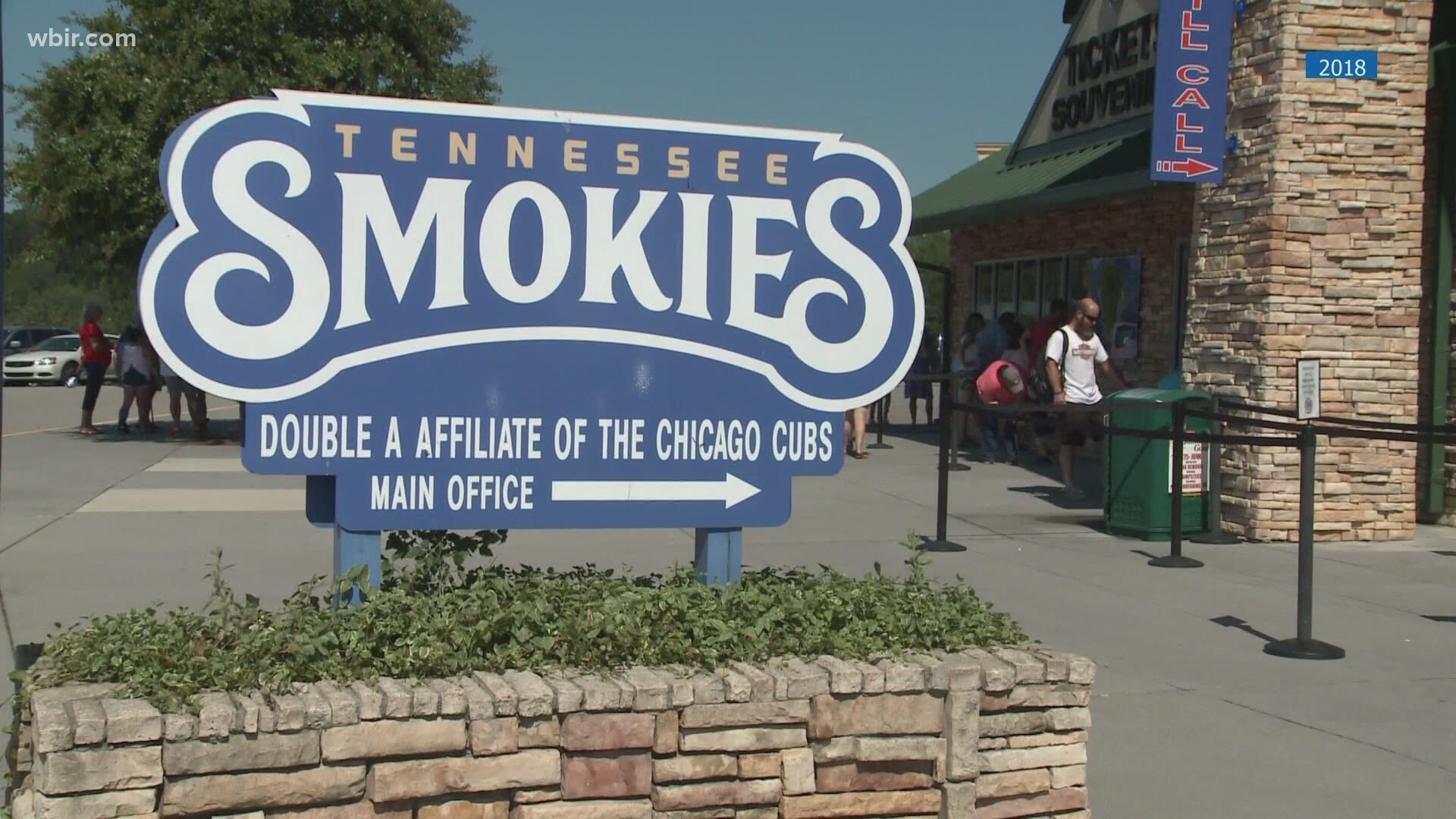 The Tennessee Smokies return to the diamond tonight after being shut down all of last year.