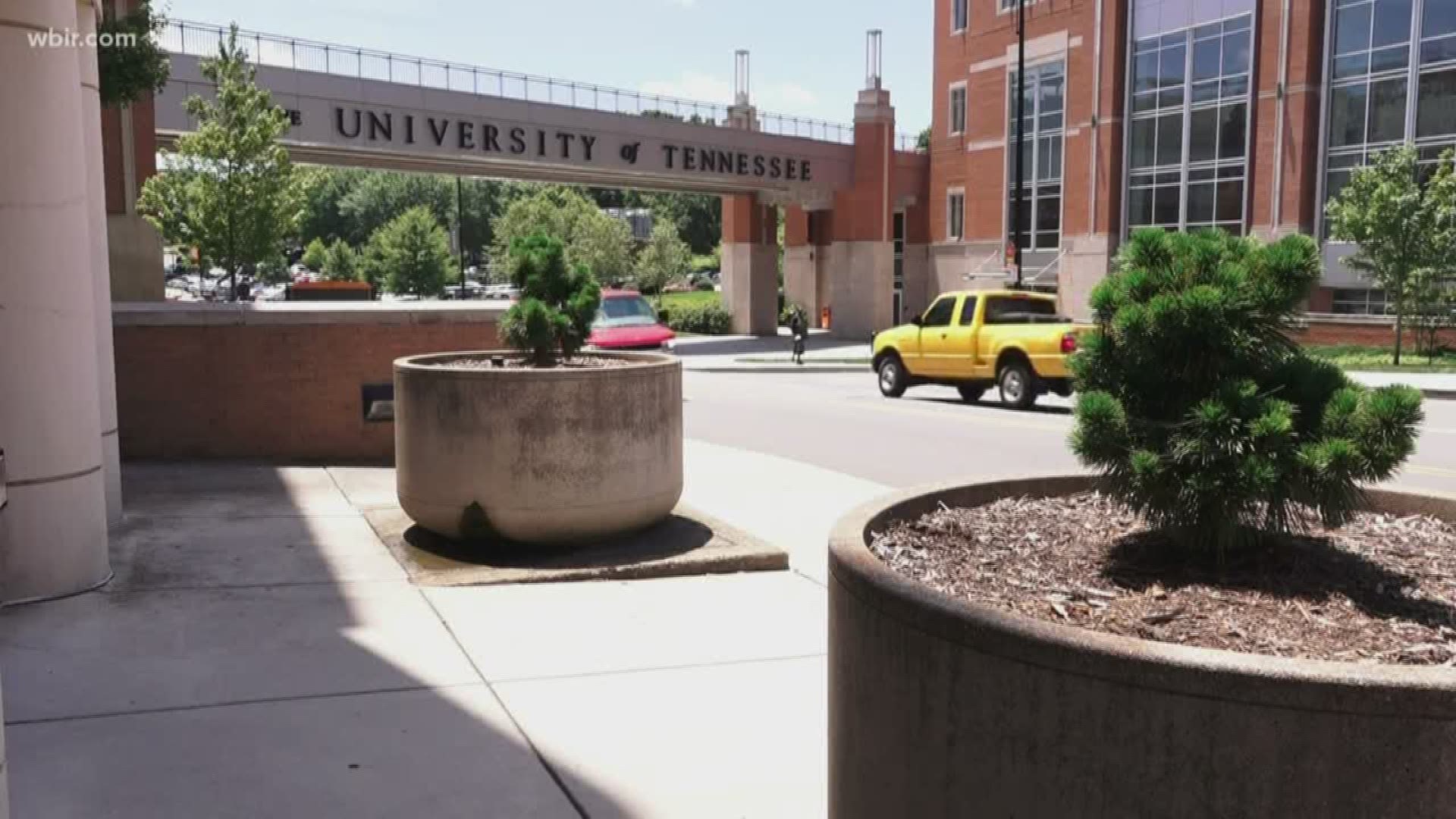 Rise and shine college students! 10News Reporter Yvonne Thomas was on campus Wednesday morning as thousands head to class on Rocky Top for the first day of school.