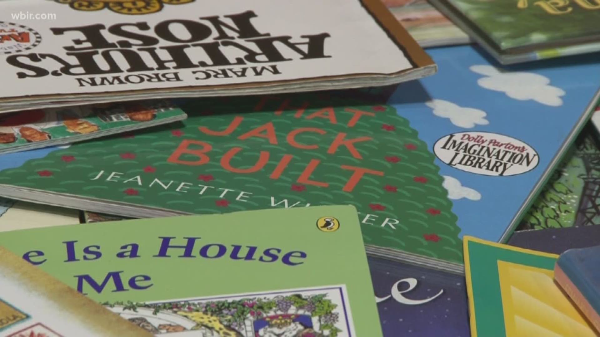 Book giveaway captivates kindergarten students