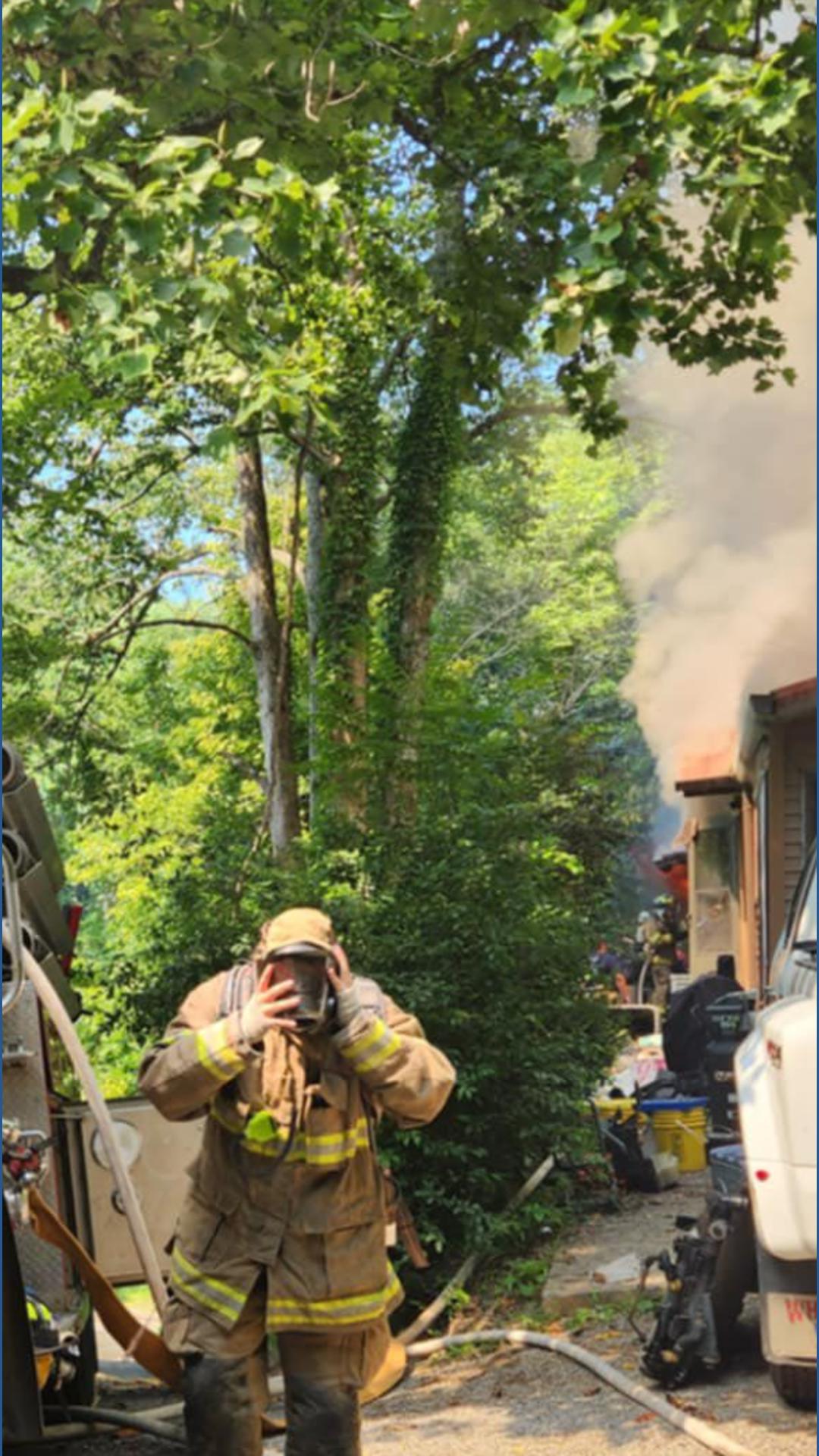 County Rd 121 Fire Structure fire closes part of State Route 81 in Unicoi County | wbir.com