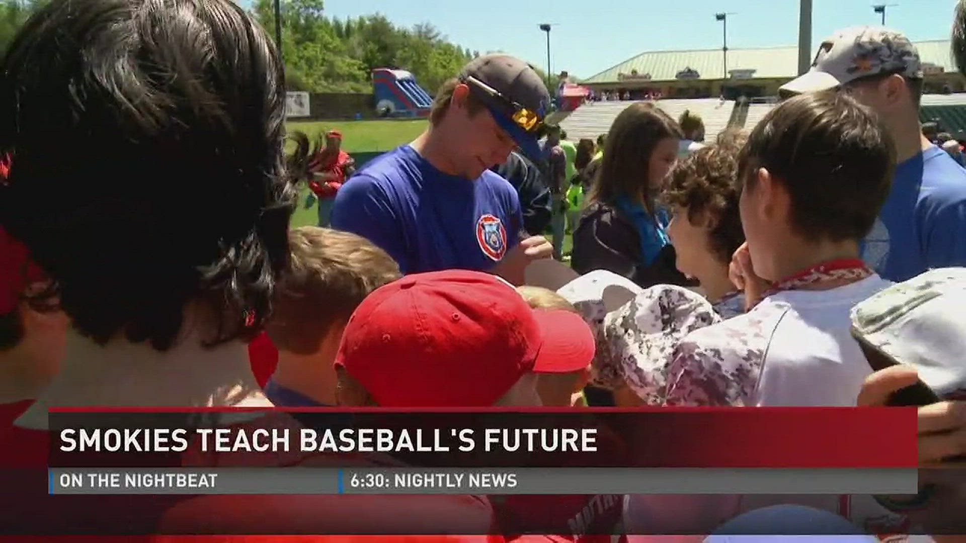 Smokies players took the time to talk to and teach some kids before the team's Sunday Double Header.