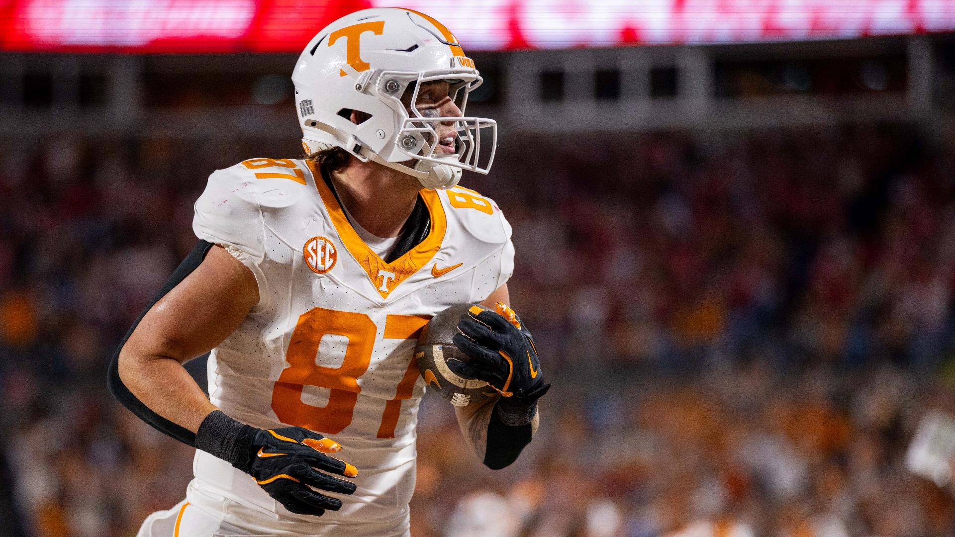 Former Tennessee TE Miles Kitselman placed on injured reserve by Lions
