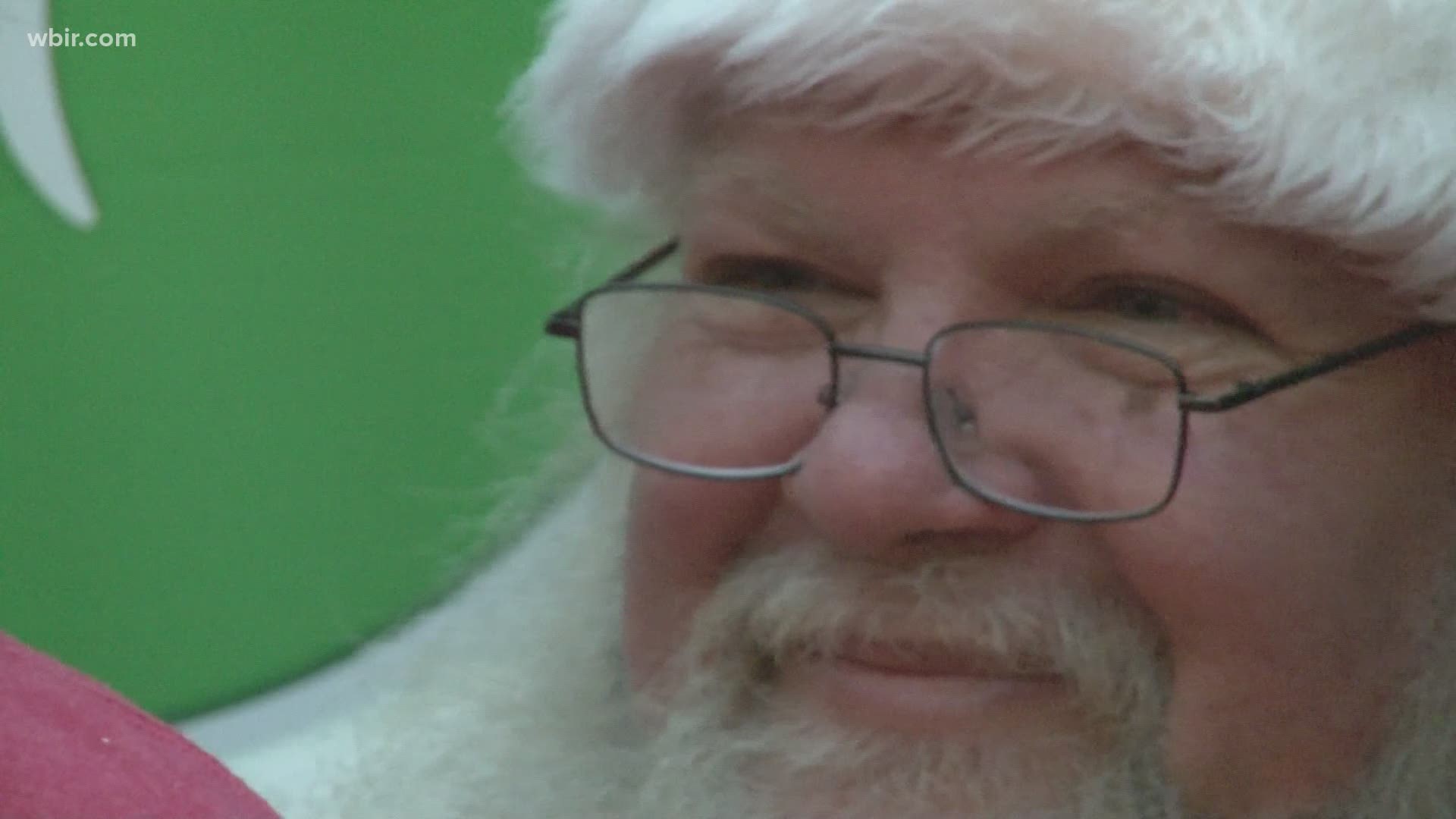 New rules for Santa at West Town Mall