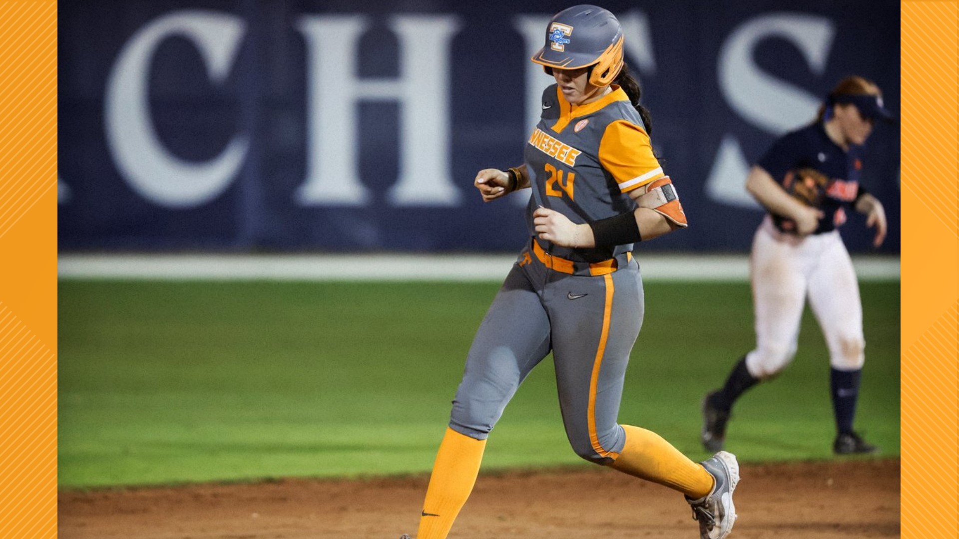 No. 11 Tennessee softball defeats No. 5 Clemson, 10