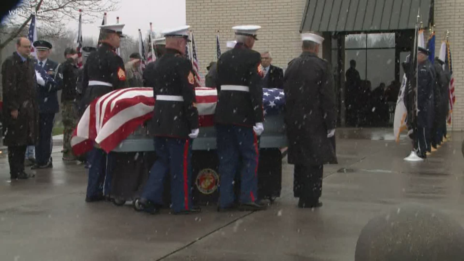 Dozens of veterans gather in the falling snow to honor two unclaimed veterans who were laid to rest today.
