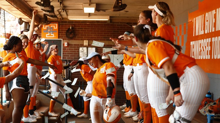 Tennessee softball defeats Oregon State, starts 2-0 in Knoxville Regional