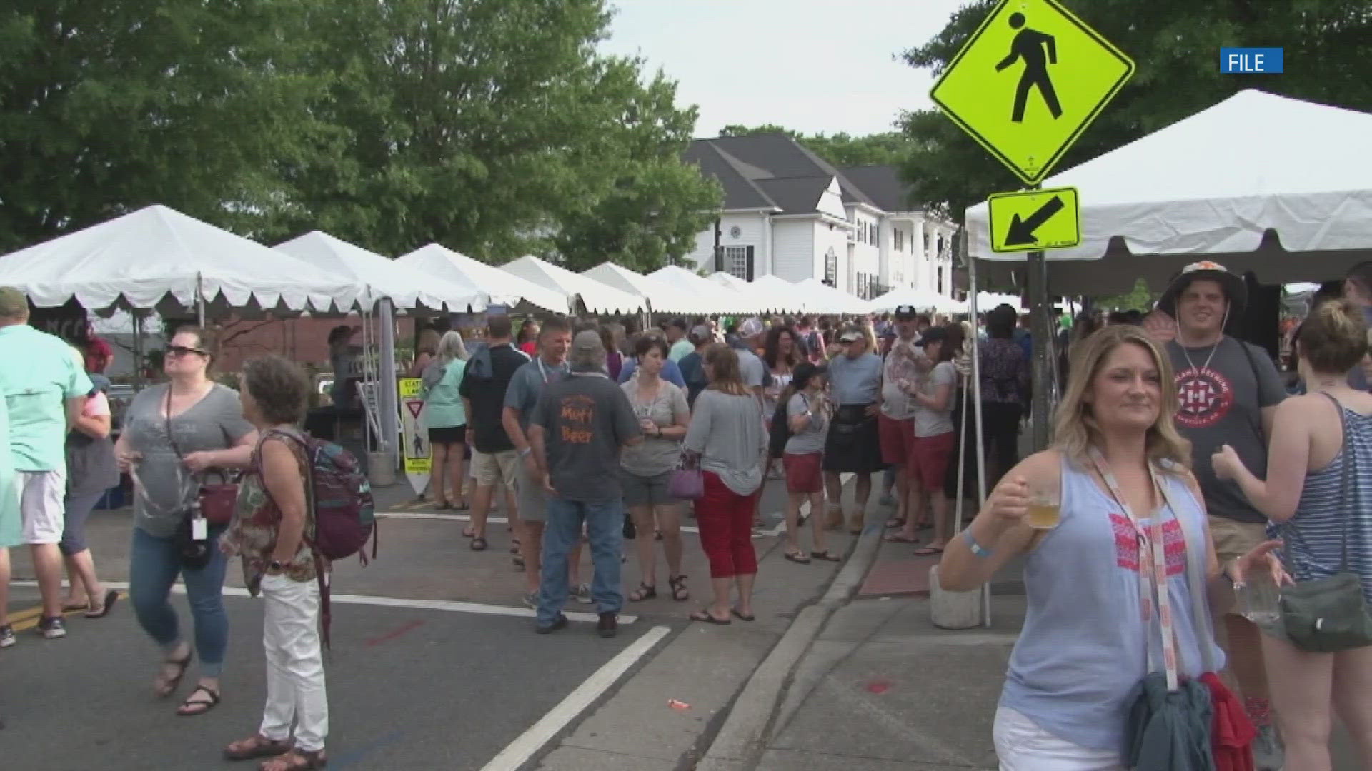 Knoxville's Xul Beer Co. was busy when the doors opened on Thursday morning, and workers are getting ready for a number of beer festivals this upcoming weekend.