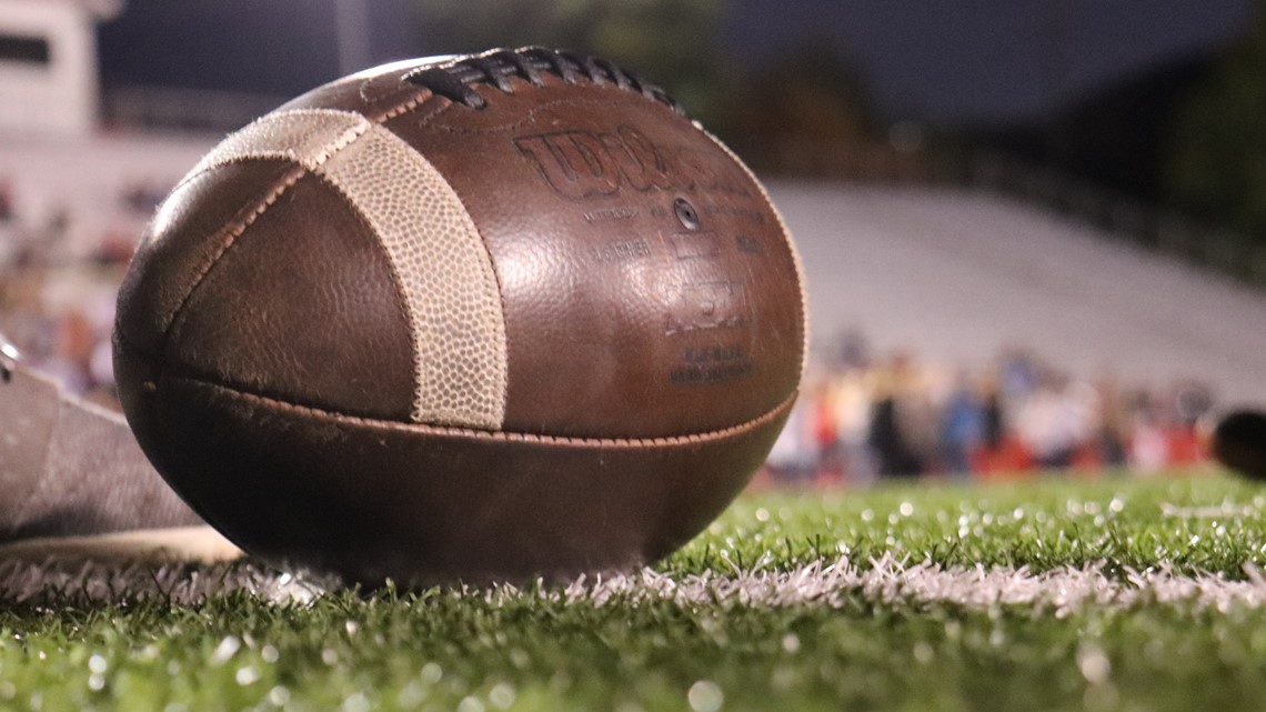 Halls beats Gibbs in 2020 high school football season opener | wbir.com