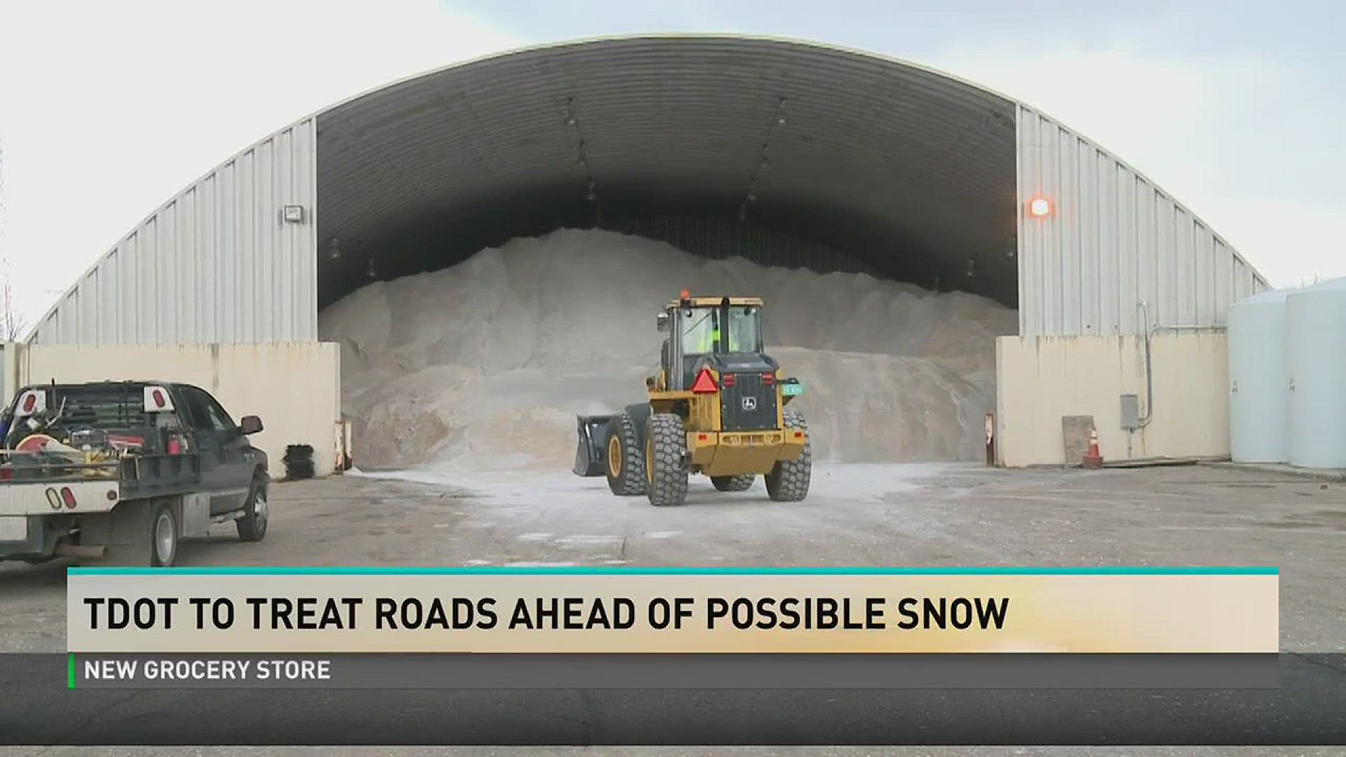 The Tennessee Department of Transportation and Knox County crews are pretreating roadways Thursday ahead of expected winter weather.