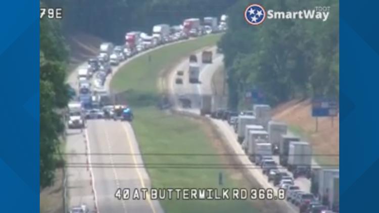 I-40 East at Buttermilk Road shut down in Loudon County after multi ...