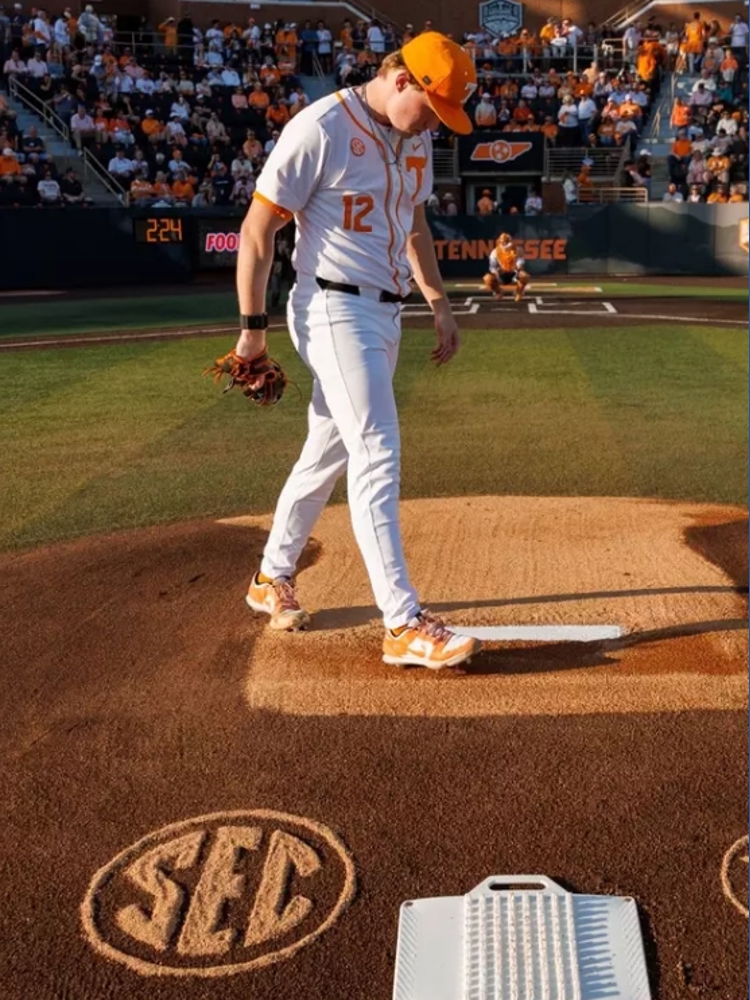 Liam R. Doyle Liam Doyle wins National Pitcher of the Year 2025 | wbir.com