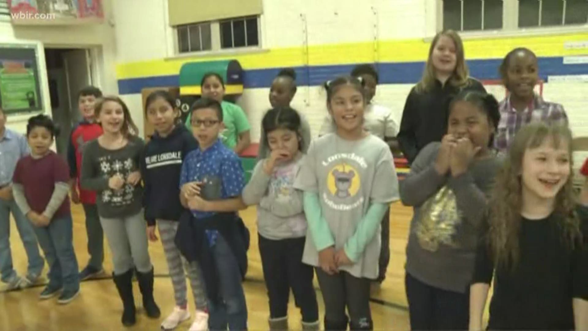 Our final #CoolSchools before the holiday break took reporter Leslie Ackerson to Lonsdale Elementary!