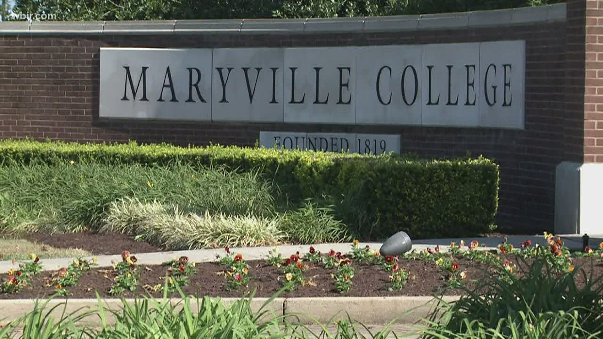 Maryville College is offering free housing to health care