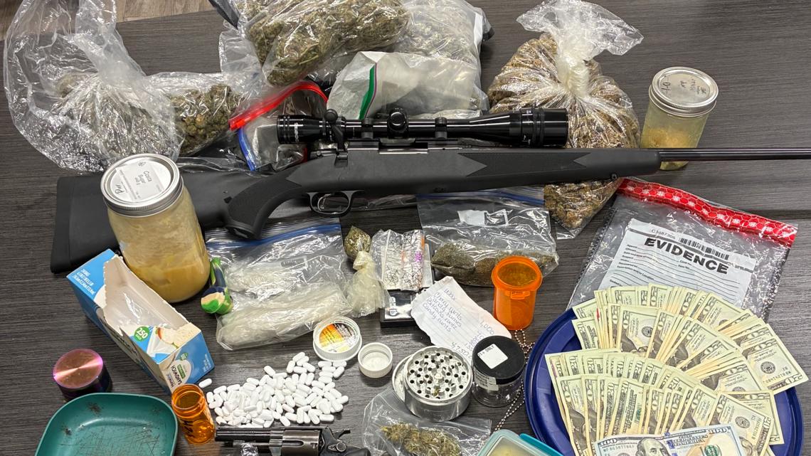 MCSO: Man arrested on felony drug, weapons charges after 'numerous ...