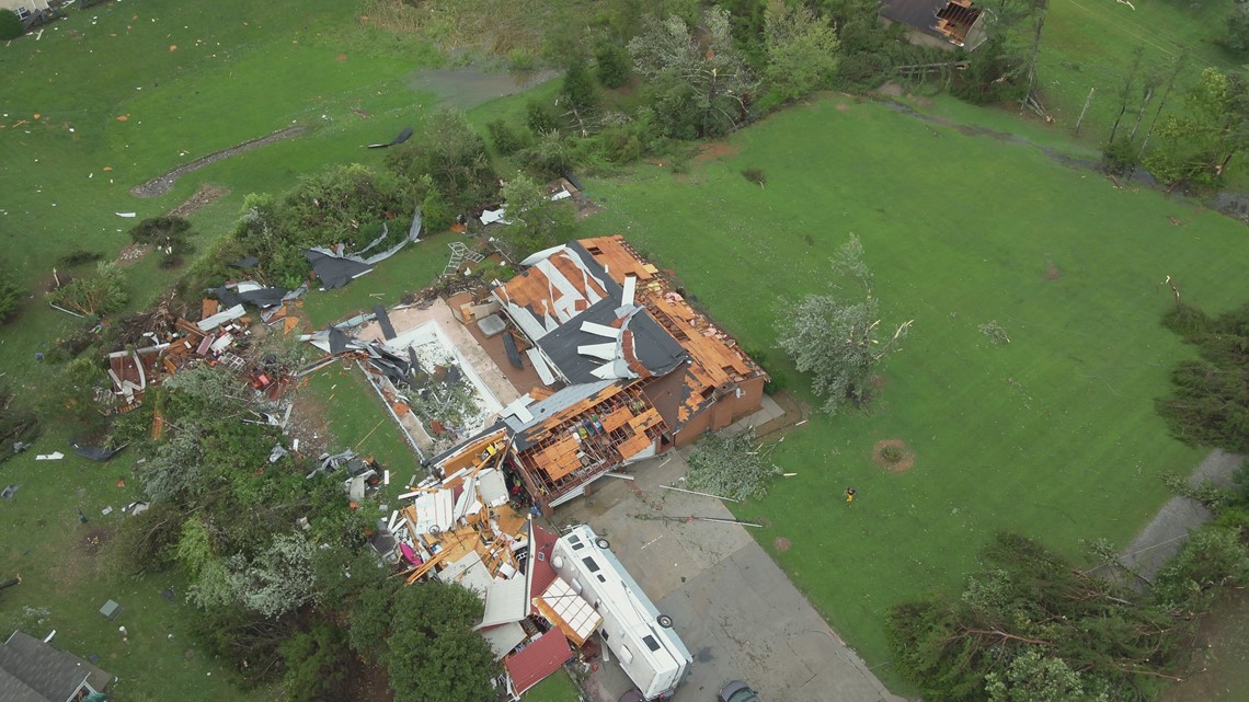 Severe Weather Knocks Out Power For Thousands Of Customers In East Tn 