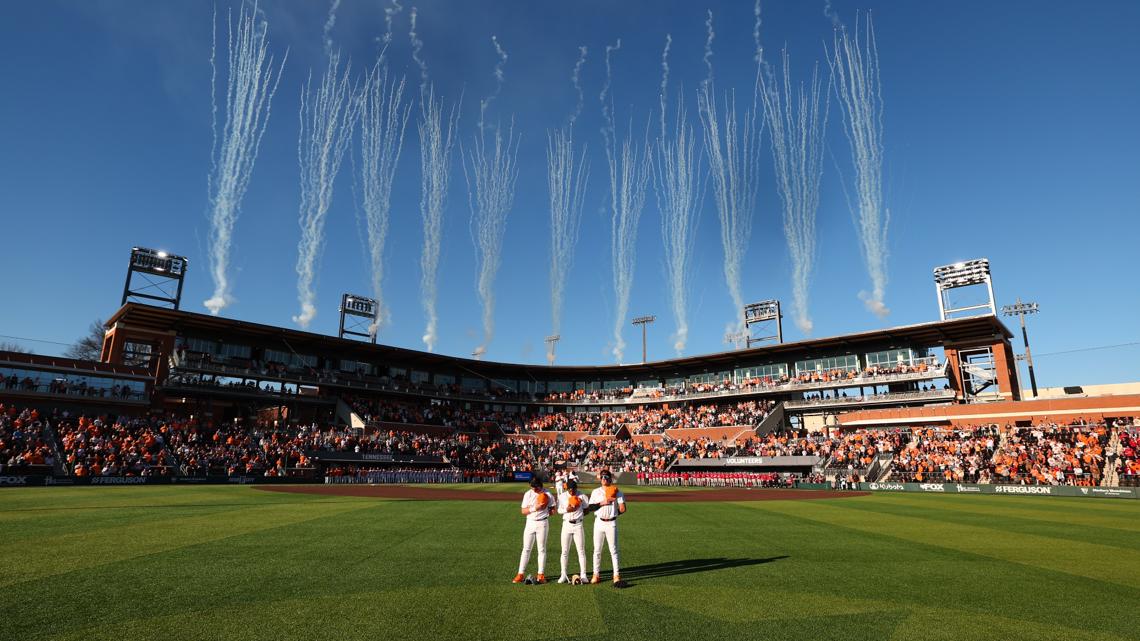 Tennessee baseball blasts Nicholls in record-breaking opener, 10-0