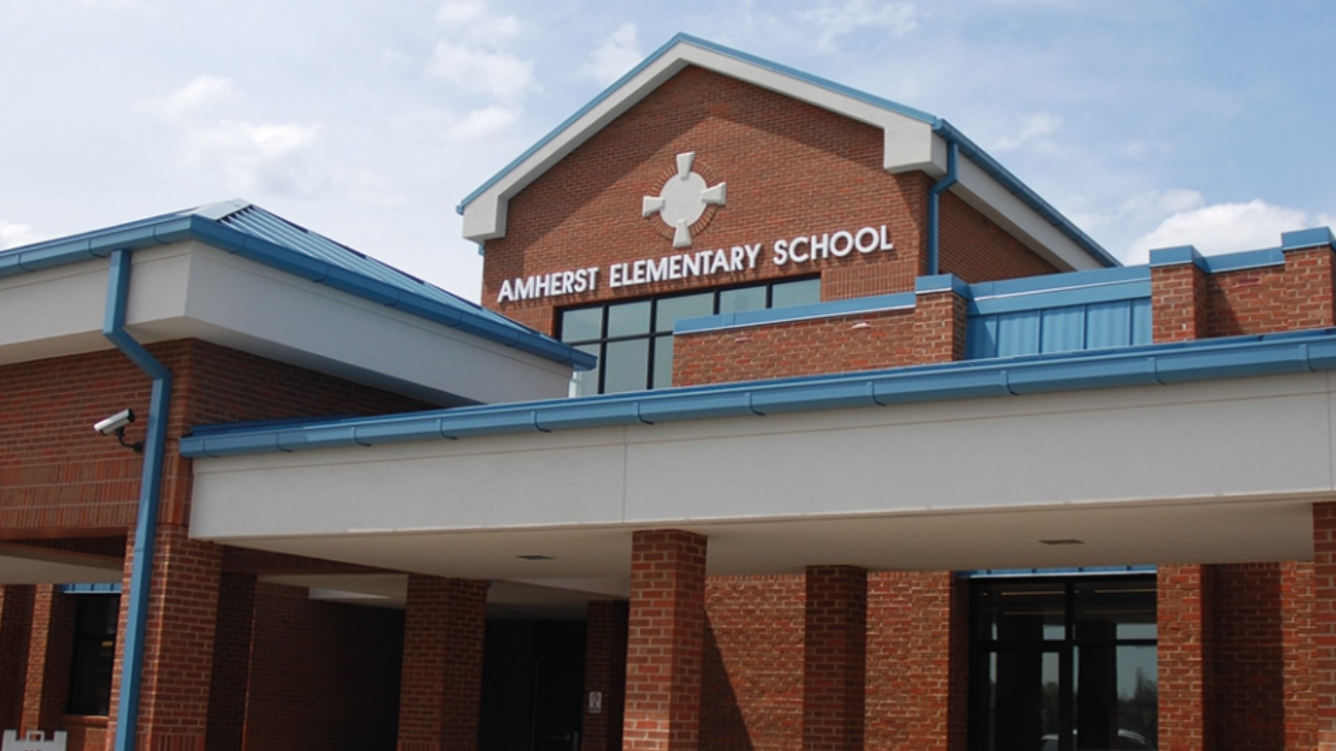 Amherst Elementary School evacuated for odor