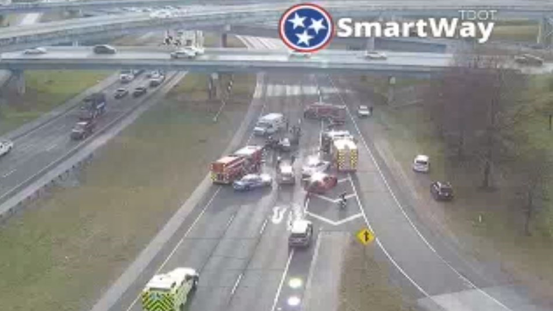 Two injured after crash on I-40 West in downtown area | wbir.com