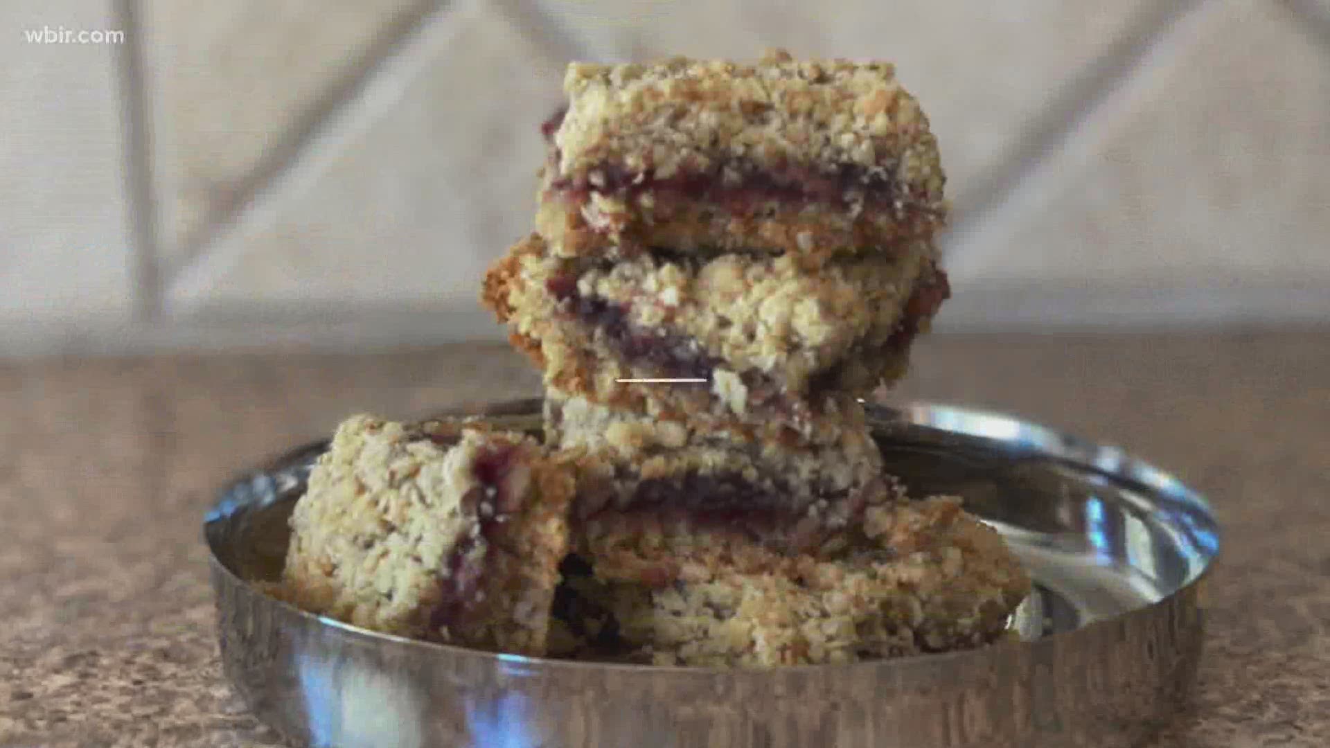 Jes Thomas shares her recipe for her cranberry ginger oatmeal bars.