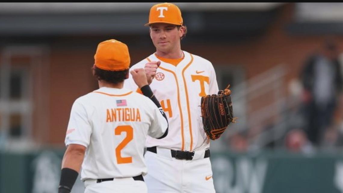 Vols Walk It Off: Grimmer’s late homer lifts Tennessee past USC Upstate 4-2