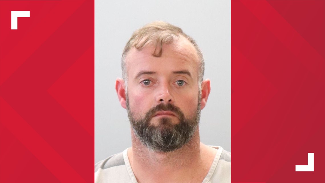 KPD: Fulton High School SRO arrested Monday after he was charged with domestic assault - Vimarsana News