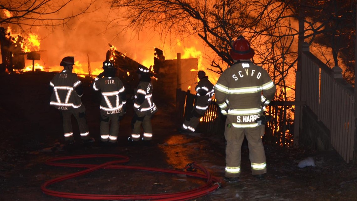 3 cabins catch fire in Sevier County - Vimarsana News