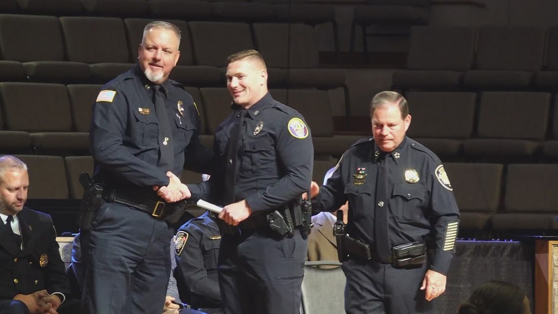 New Class Of Officers Graduate From KCSO's Training Academy, Fallen ...